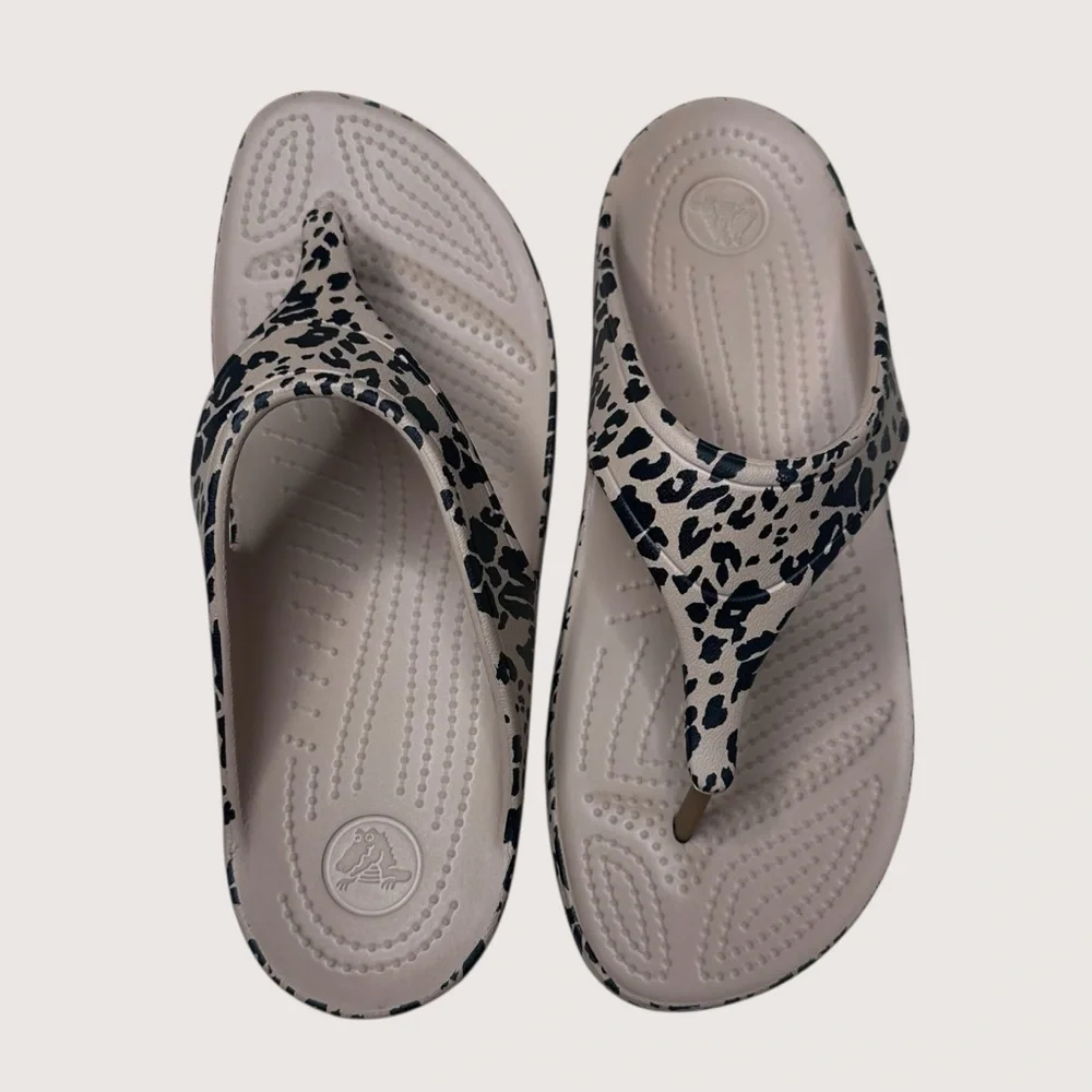 Crocs Sandals Women Sz 9 Leopard Kadee II Flip Flop Comfort Walking Animal Print - Picture 4 of 17